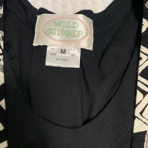 Black and white print dress with short sleeves oval neck line Fit and flare - Picture 7 of 14